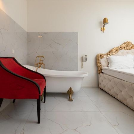 Hotel Gloria Prishtinë Luaran gambar