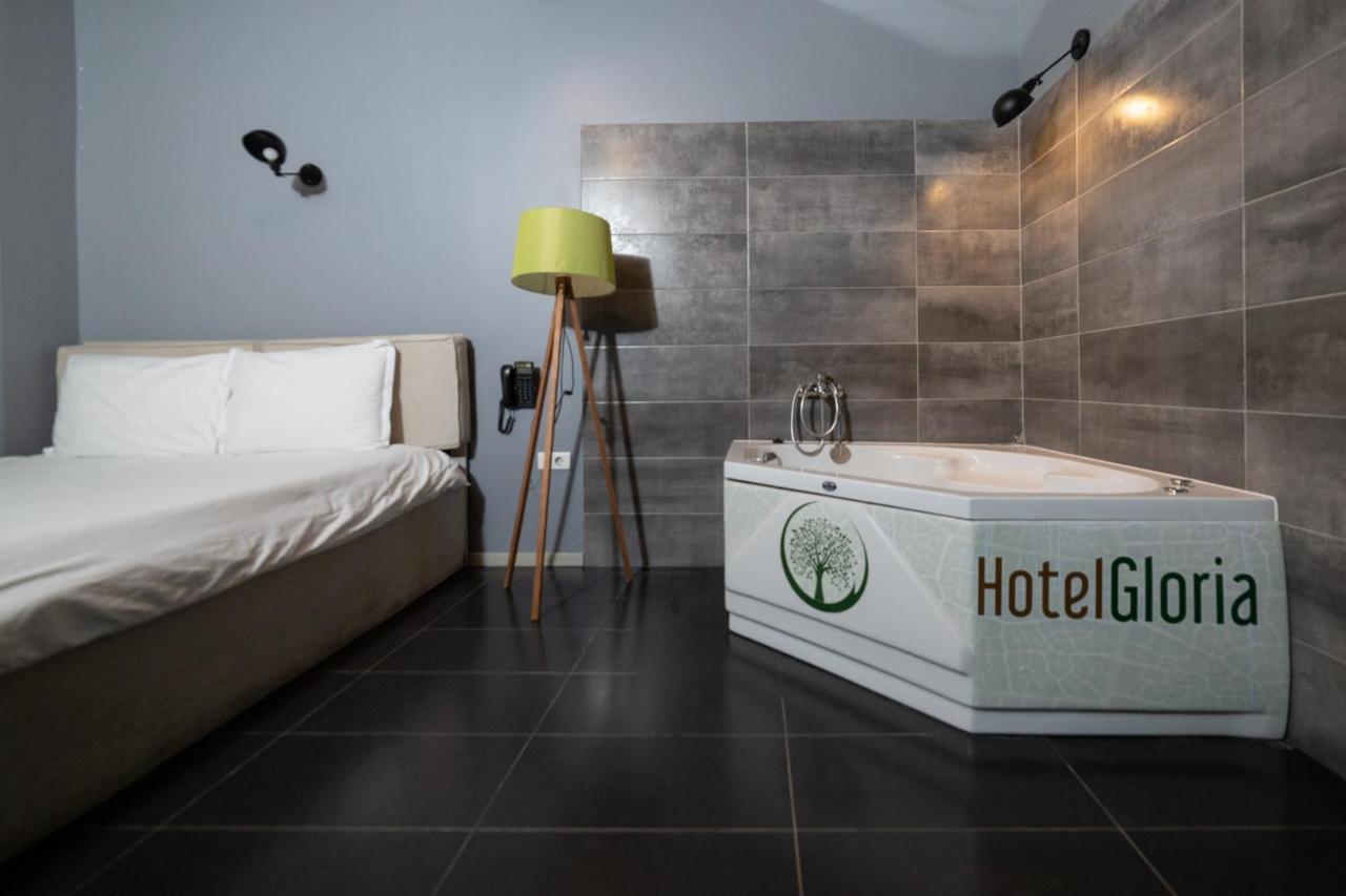 Hotel Gloria Prishtinë Luaran gambar